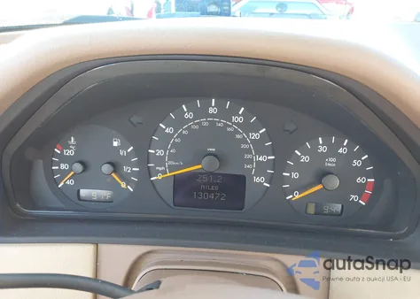 2001 Mercedes-Benz E 320 z USA, uszkodzony, nr VIN WDBJF65J61B226071